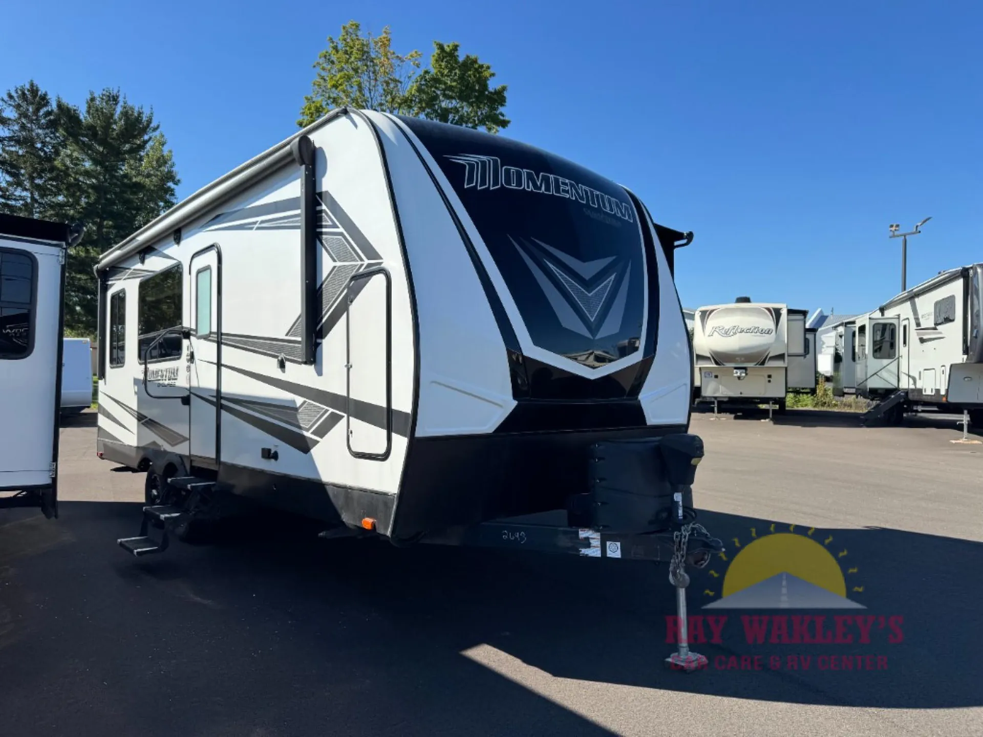 2019 Grand Design Momentum G-Class 21G - Photo 2