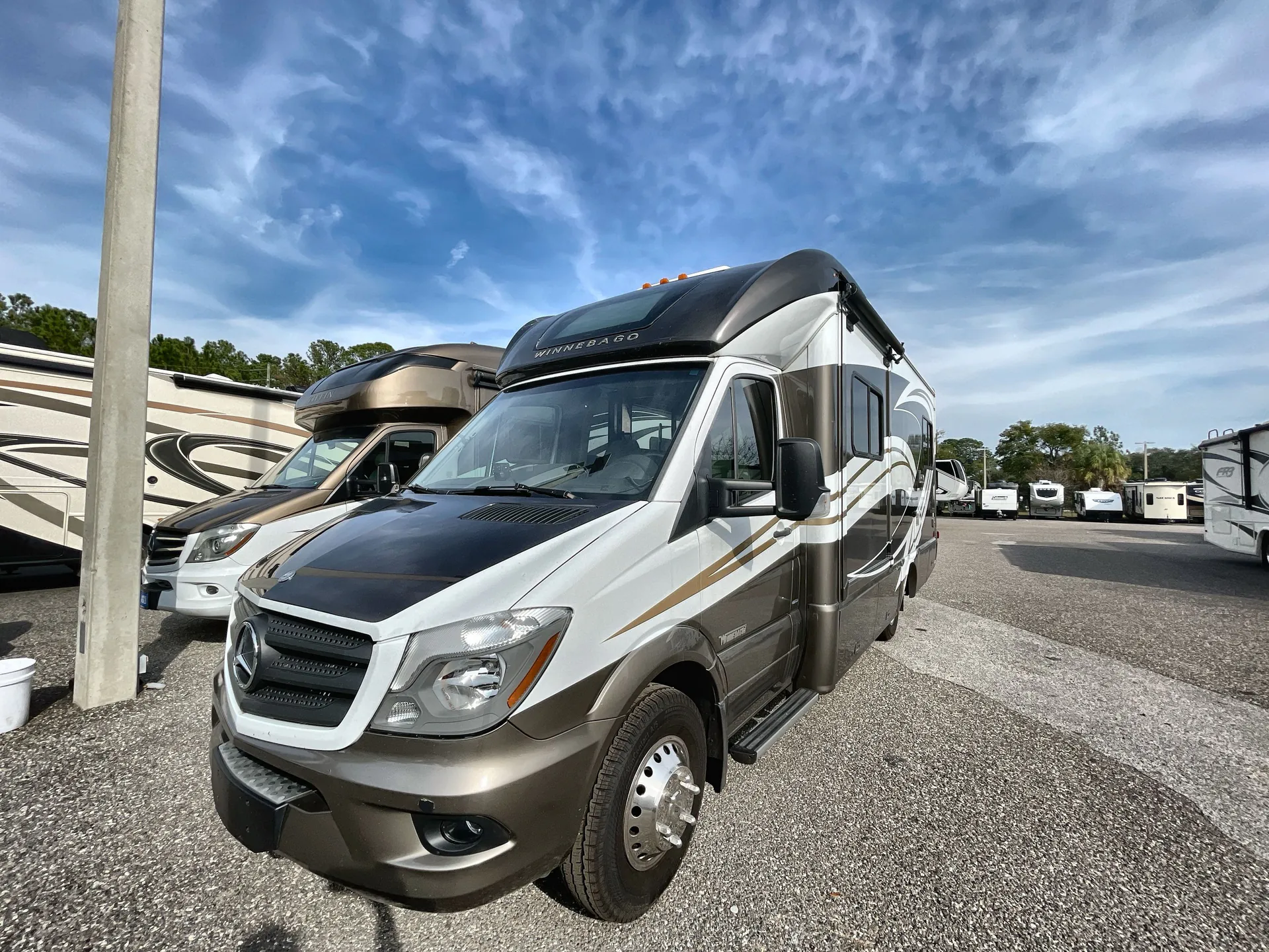 2015 Winnebago View 24G - Photo 2