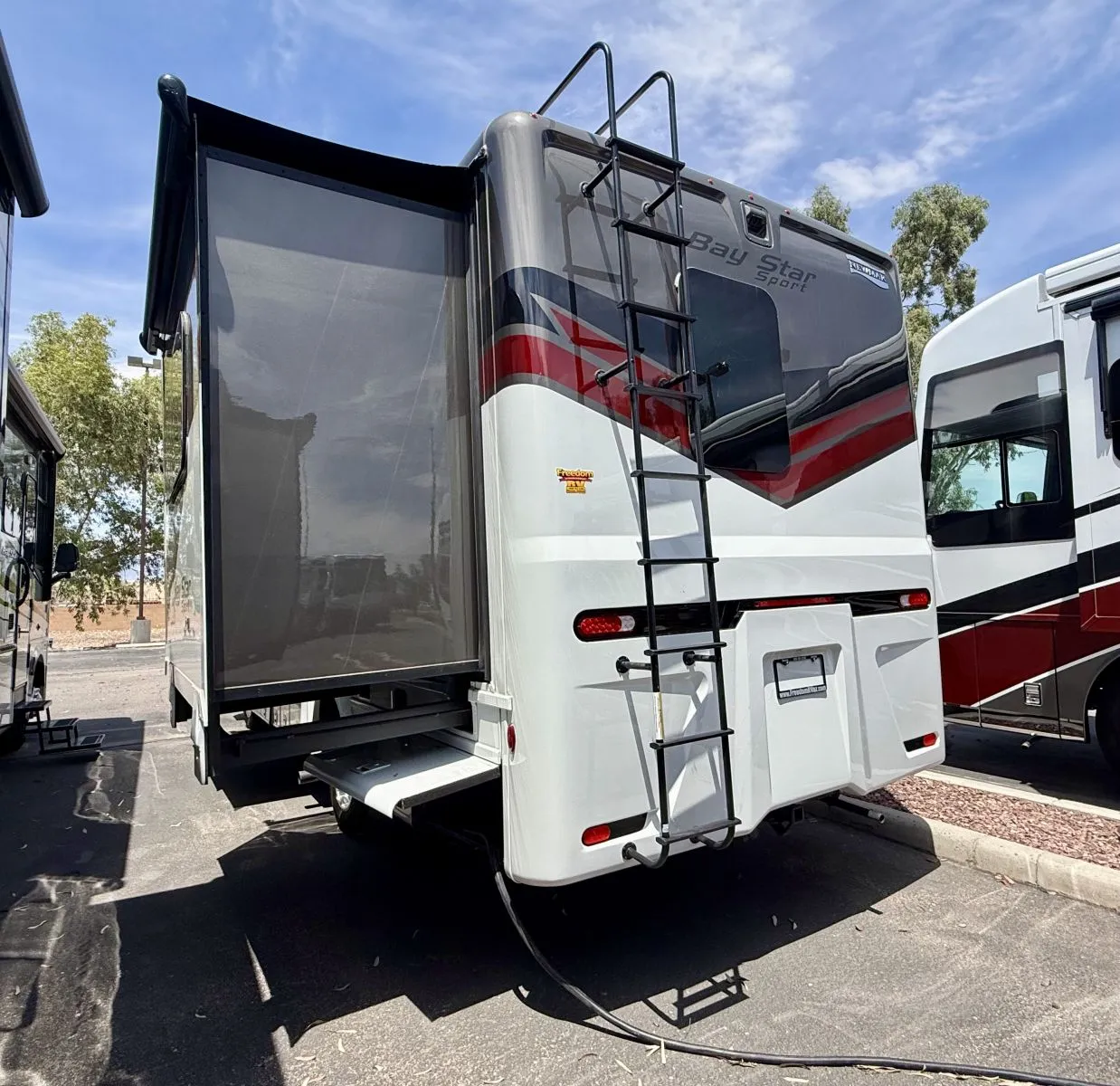 2026 Newmar Bay Star Sport 2813 - Photo 4