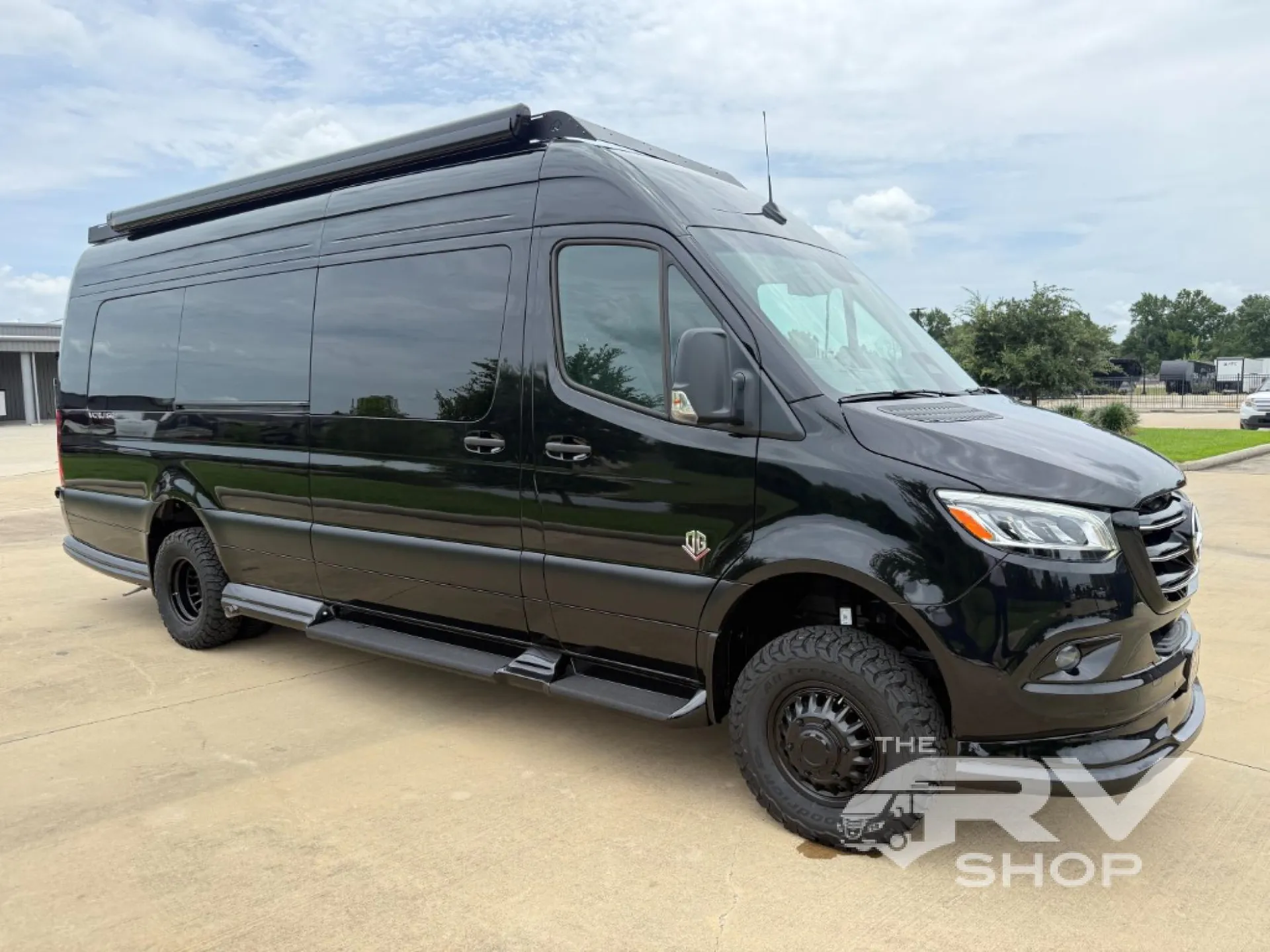 2027 OGV Luxury Coach VCRUISE 10OBA - Photo 2