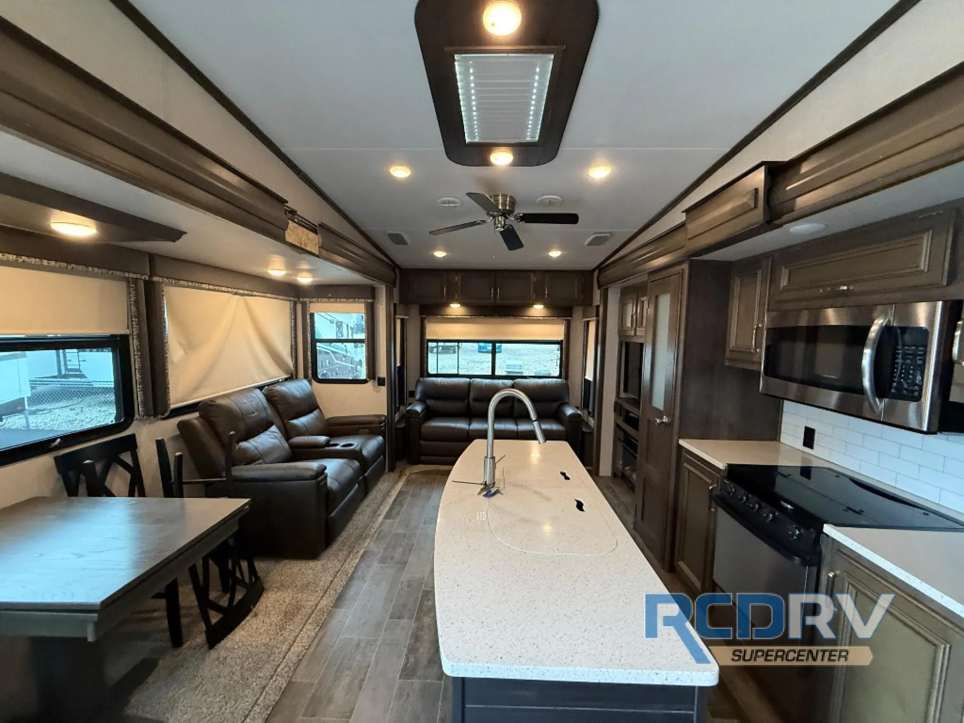 2018 Keystone Montana High Country 331RL - Photo 4