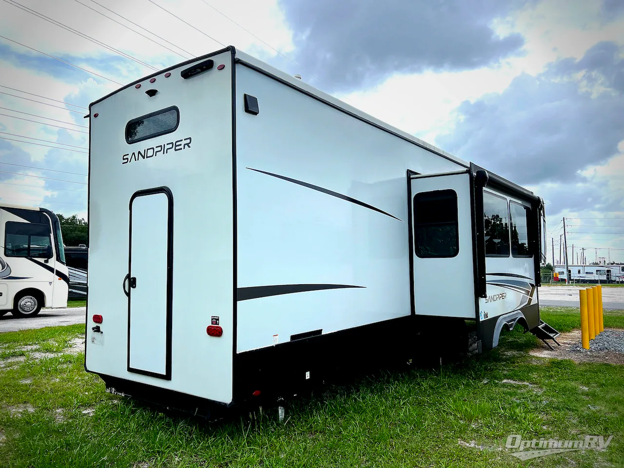 2024 Forest River Sandpiper 4002FB - Photo 4