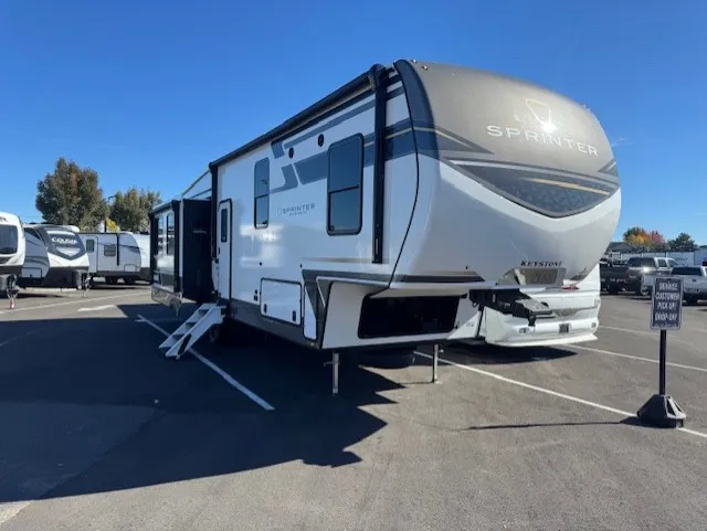 2026 Keystone Sprinter 3210RLS - Photo 2