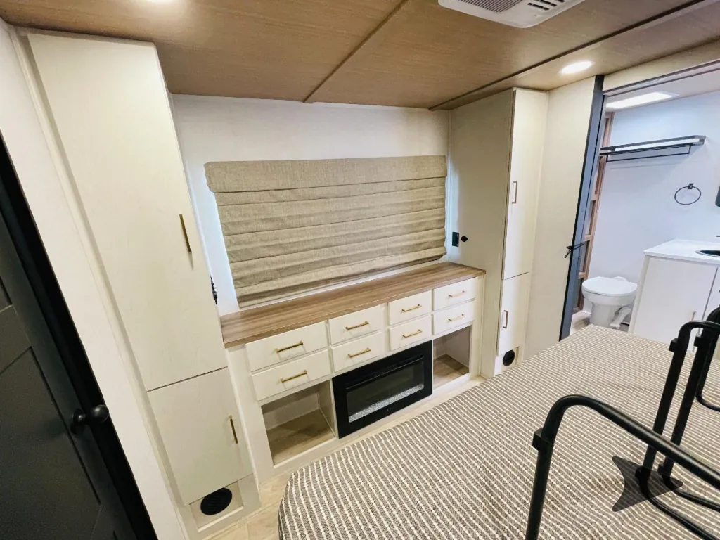 2026 Forest River Vibe Extreme Lite 2500FIK, Photos photo 34