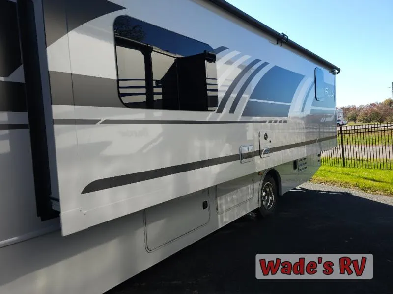 2025 Fleetwood Flair 29M - Photo 4