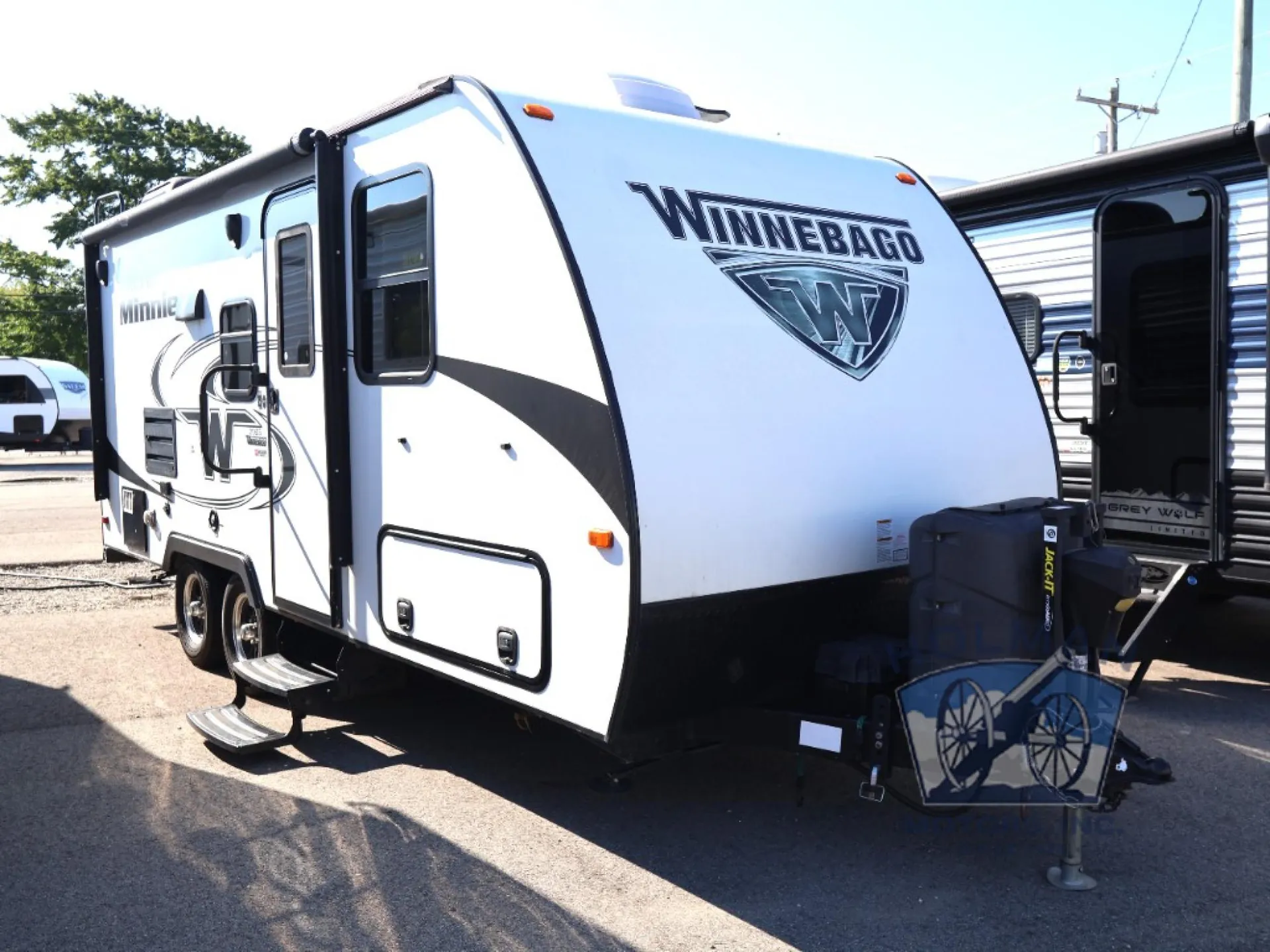 2019 Winnebago Micro Minnie 2106DS - Photo 2