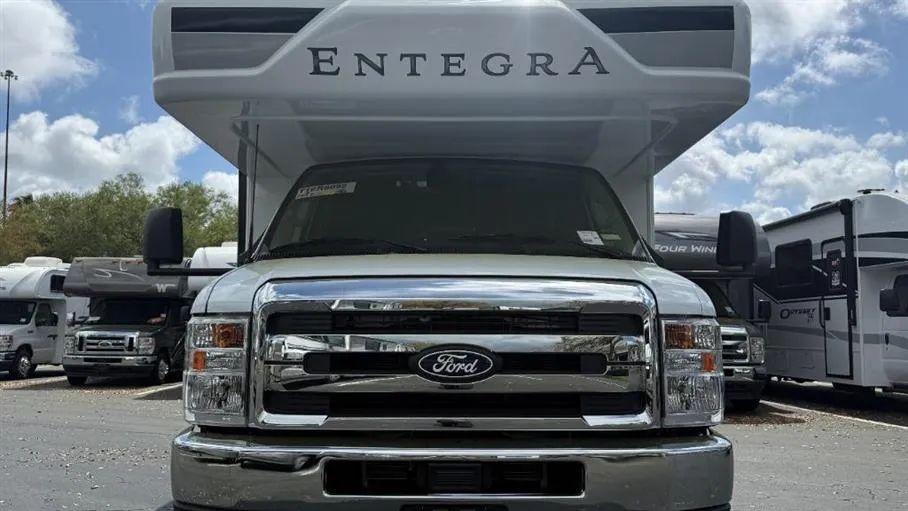 2026 Entegra Coach Odyssey 25R - Photo 3