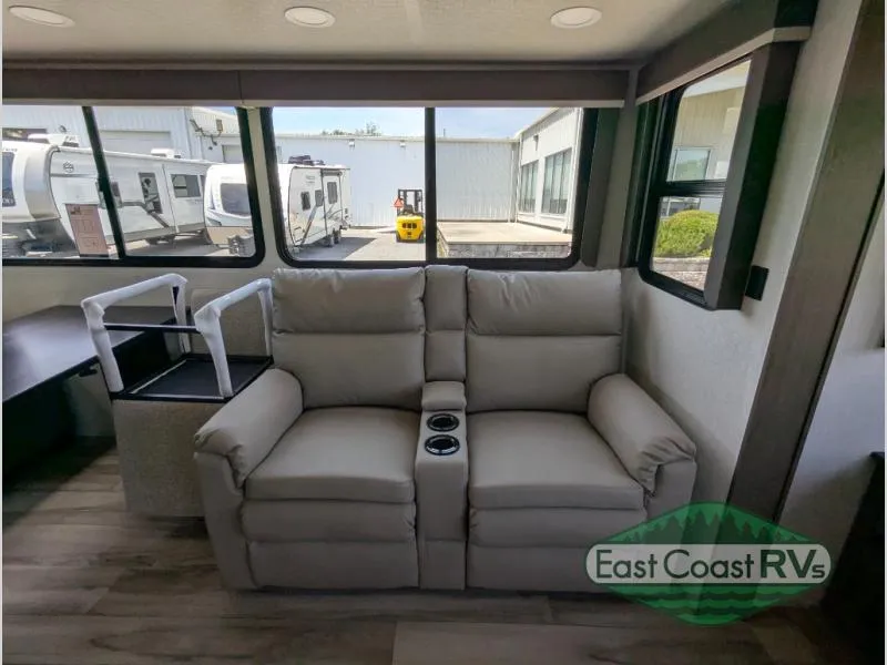 2027 Keystone RV Cougar Half-Ton 29RLP - Photo 3