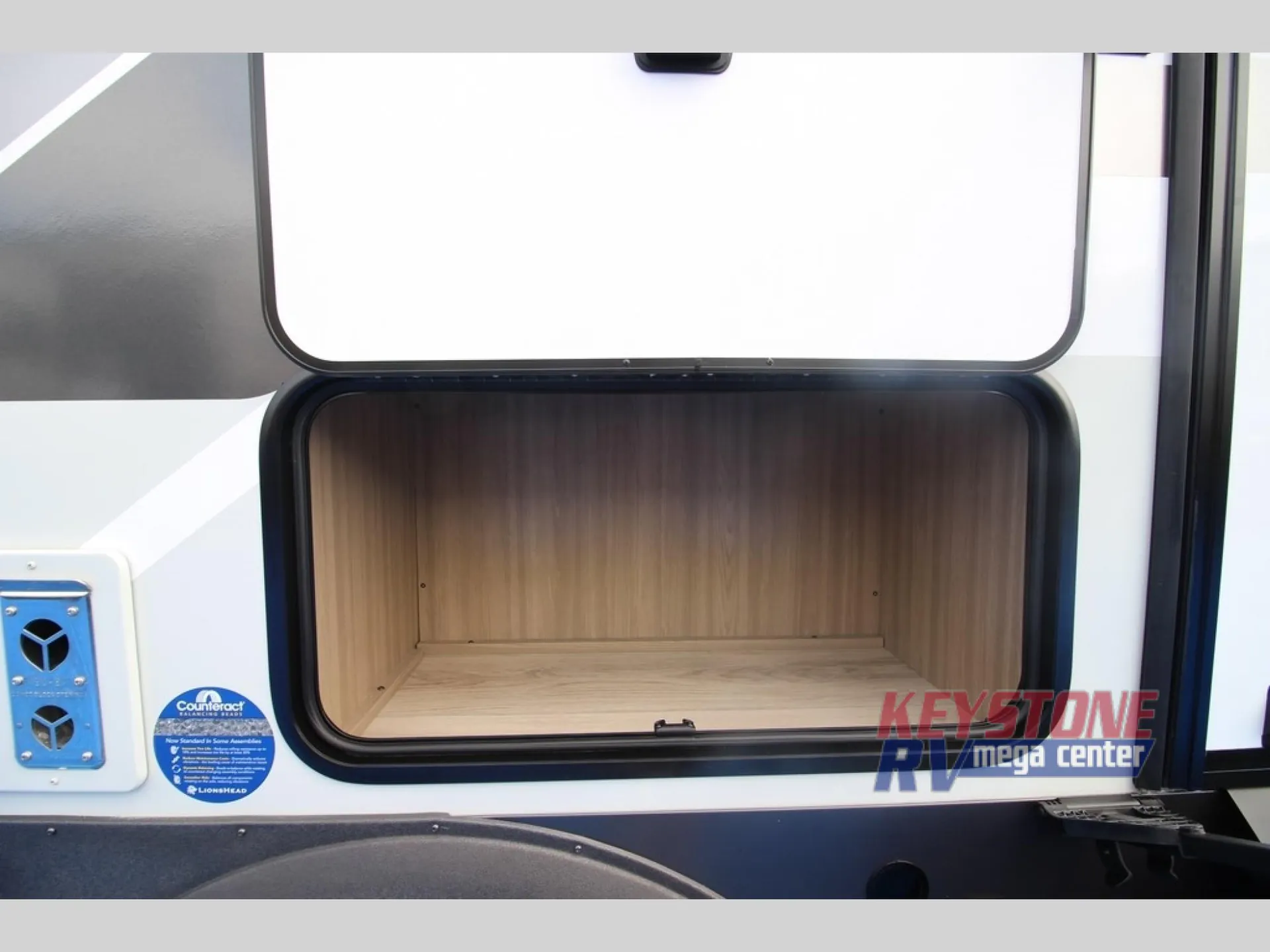2027 Forest River Flagstaff Micro Lite 22LKS — Photo 6