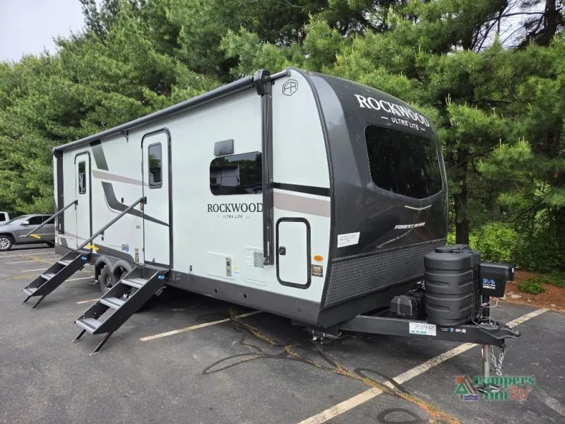 2026 Forest River Rockwood Ultra Lite 2608BS - Photo 2