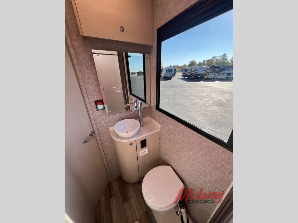 2026 Tiffin Wayfarer 25 XPW, Photos photo 56