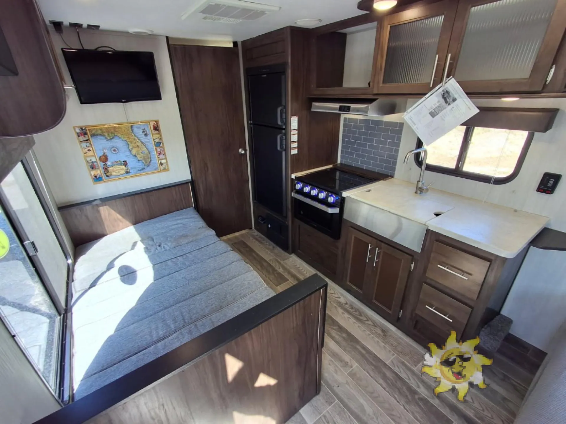 2019 Forest River Cherokee Grey Wolf 24JS - Photo 4