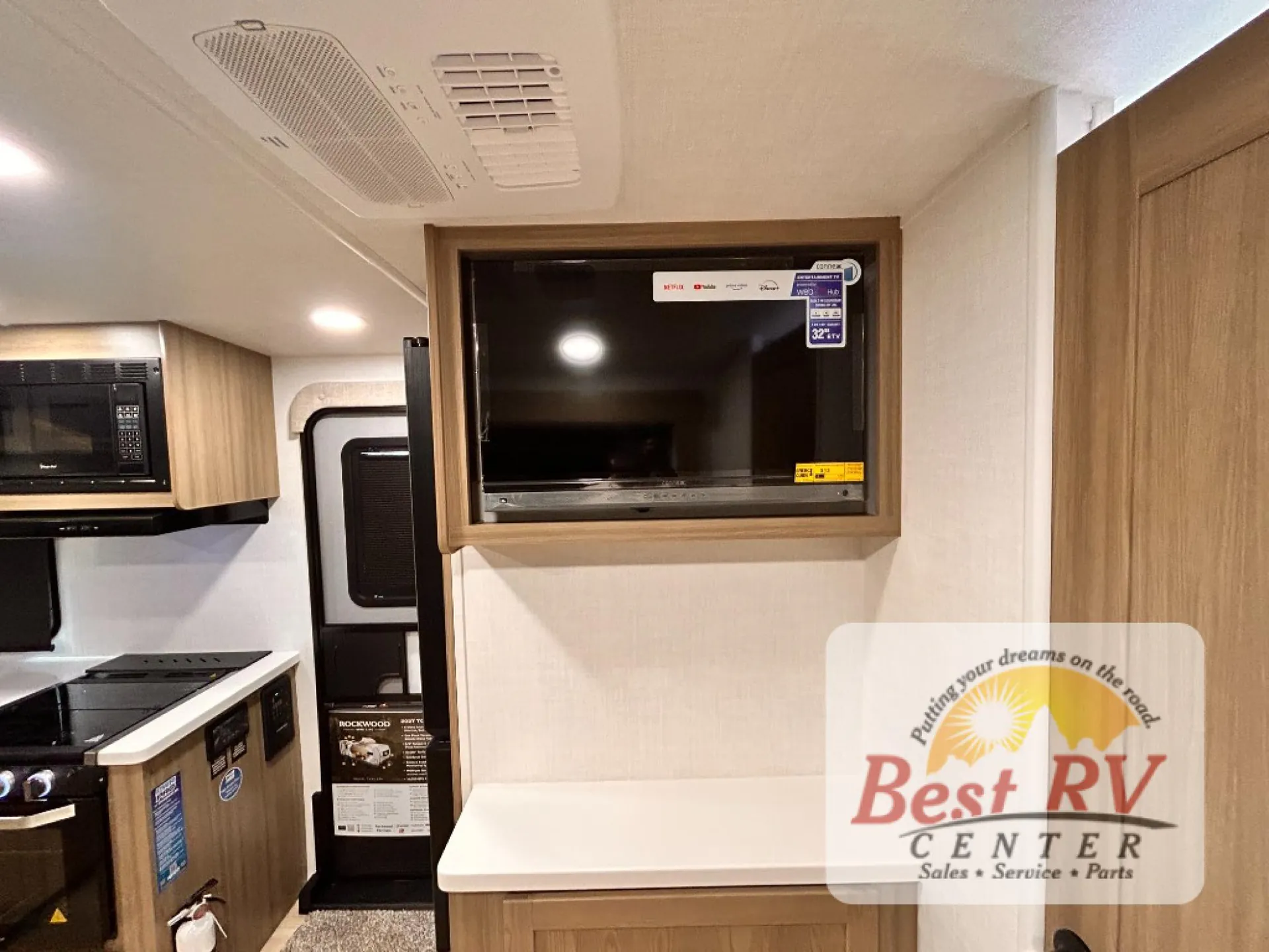 2027 Forest River Rockwood Mini Lite 2506FK - Photo 3