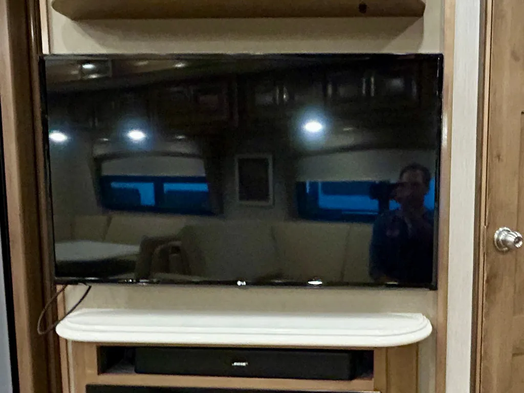 2020 Fleetwood Pace Arrow LXE 38K, Photos photo 18