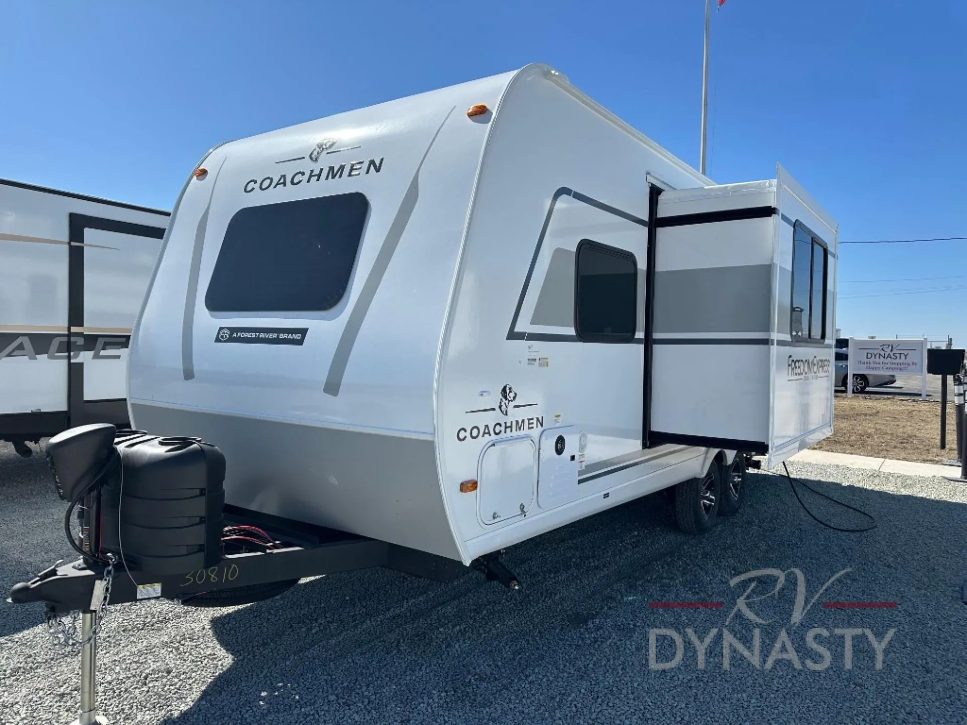 2025 Coachmen Freedom Express Select 21SE - Photo 4