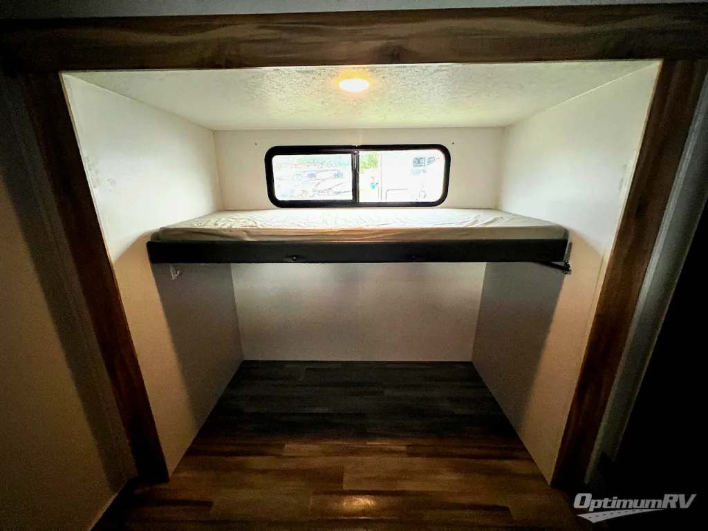 2022 Coachmen Freedom Express Select 31SE, Photos photo 11