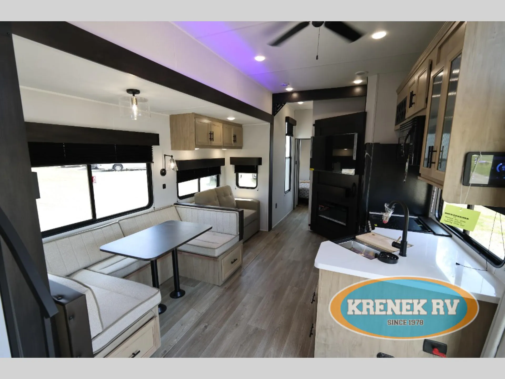 2027 Forest River Cherokee Timberwolf 39DC - Photo 4