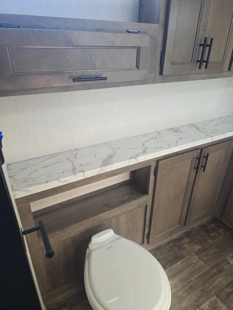 2022 Forest River Sabre 37FLH - Photo 3