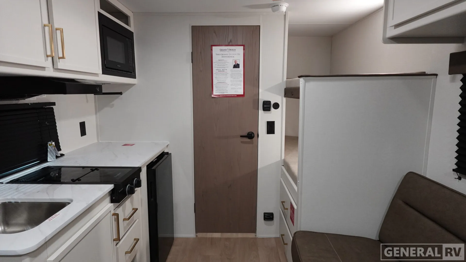 2026 Grand Design Transcend One 151BH - Photo 3