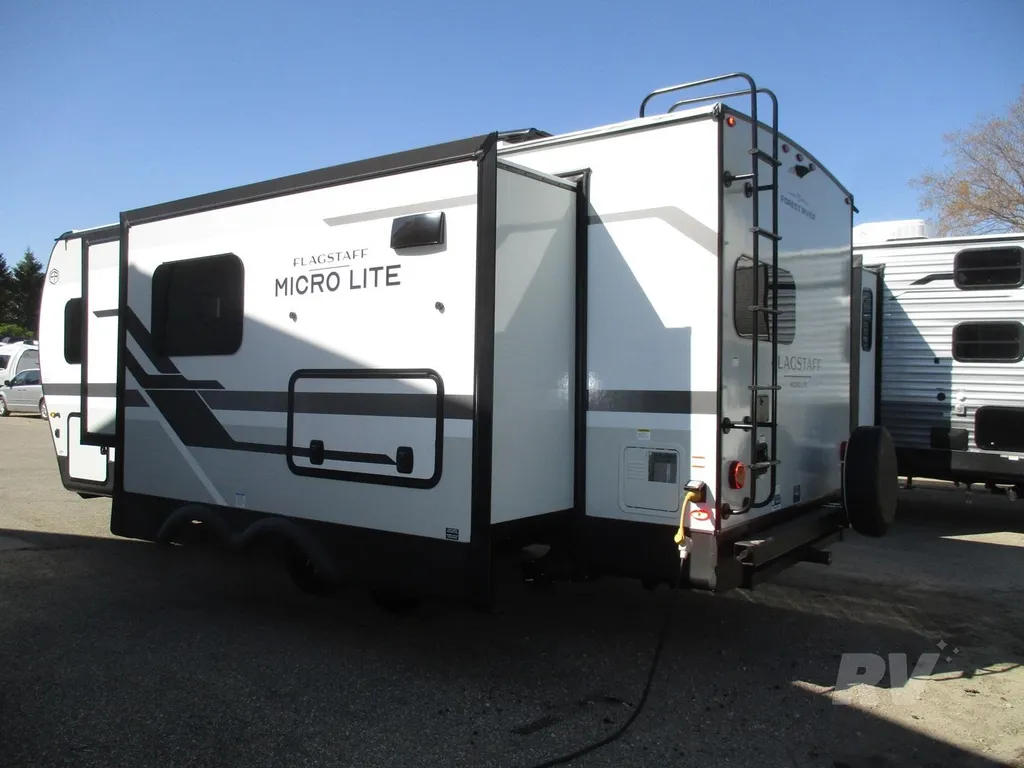 2026 Forest River Flagstaff Micro Lite 25FBD, Photos photo 5