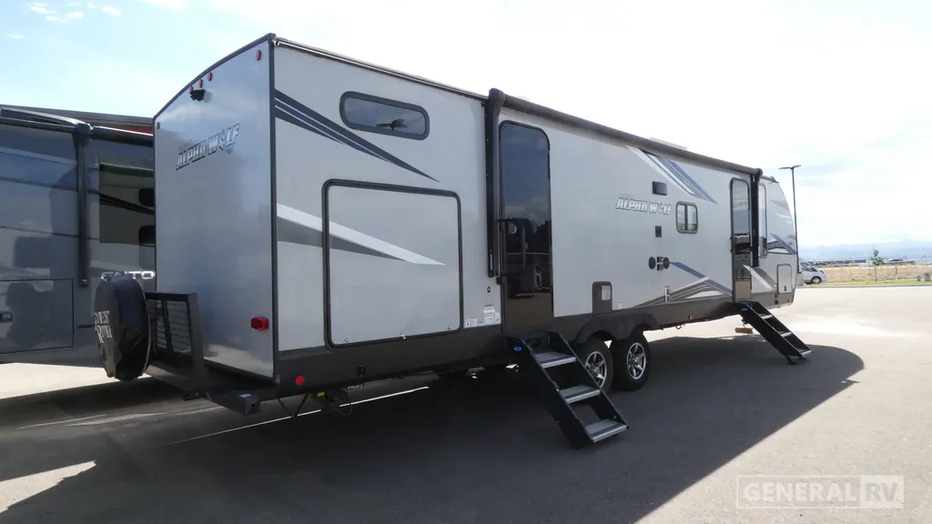 2021 Forest River Cherokee Alpha Wolf 30DBH-L, Photos photo 7