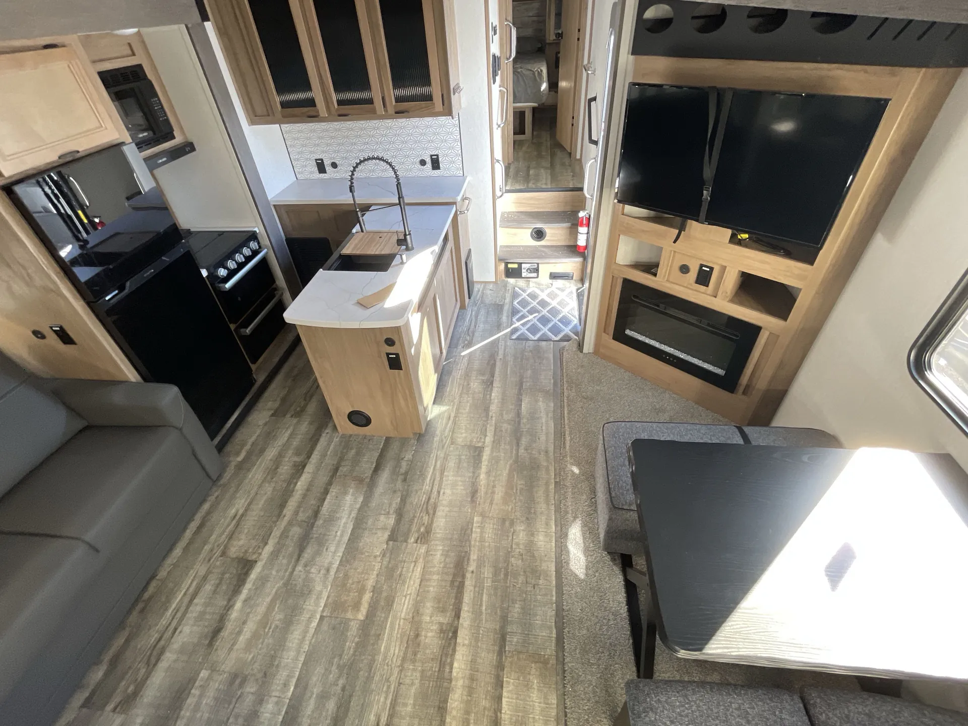 2024 Forest River Cherokee Arctic Wolf 27SGS — living area main