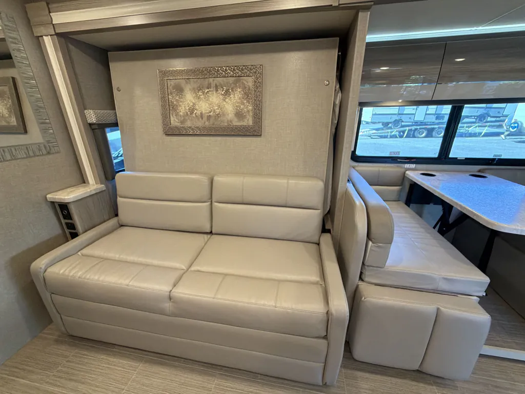 2021 Thor Motor Coach Tiburon 24FB, Photos photo 8