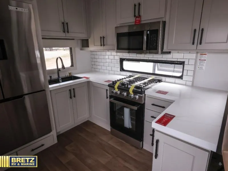 2026 Grand Design Solitude 417KB - Photo 4