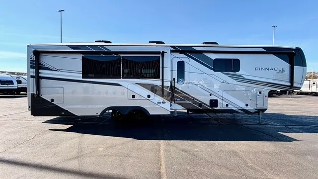 2026 Jayco Pinnacle 38FBRK - Photo 3