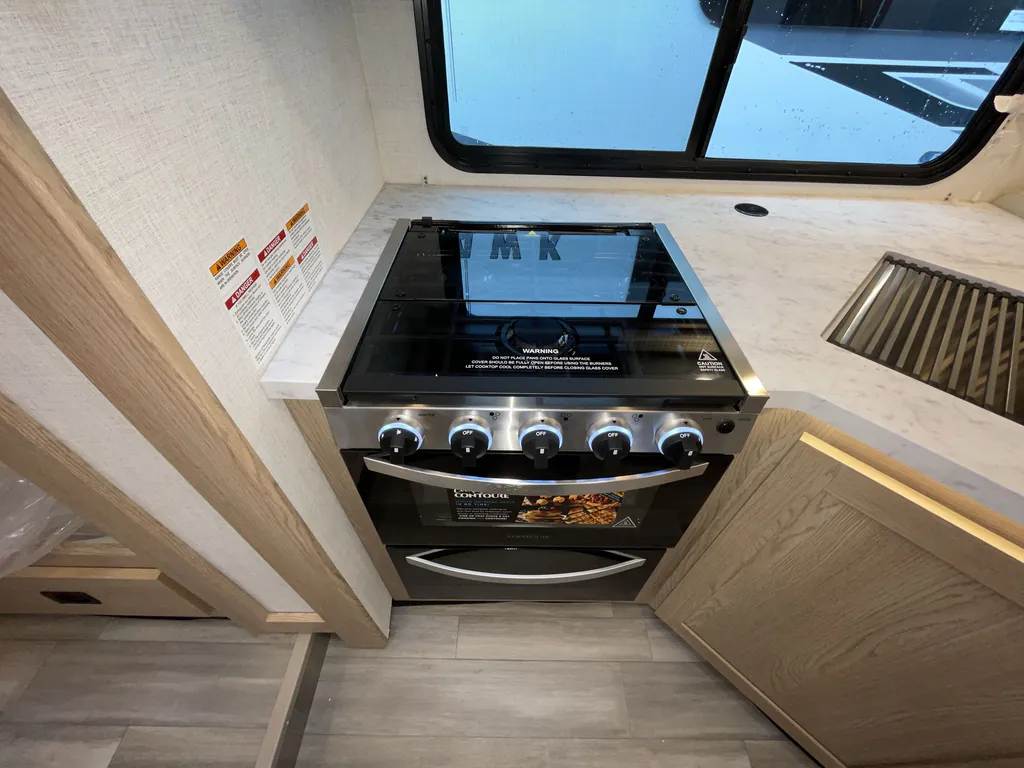 2027 Thor Motor Coach Freedom Elite 31FE, Photos photo 10