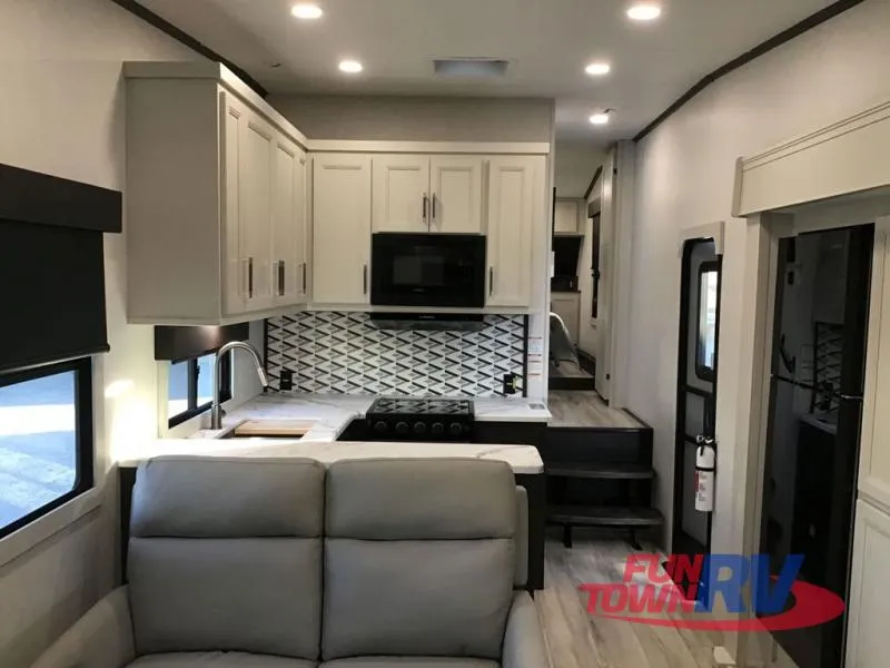 2026 Keystone Arcadia Super Lite 294SLRD - Photo 3