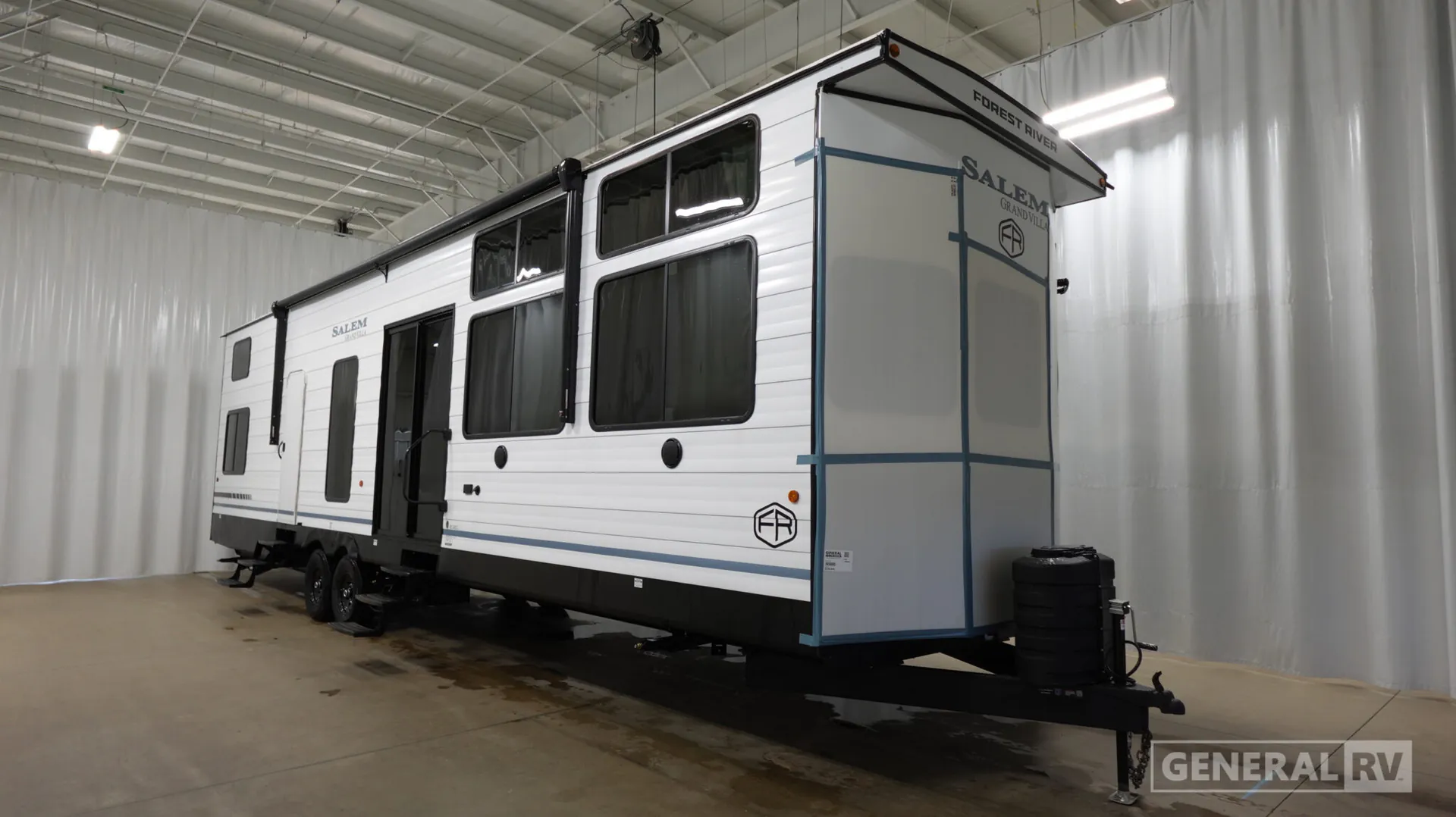 2027 Forest River Salem Grand Villa 40FKP