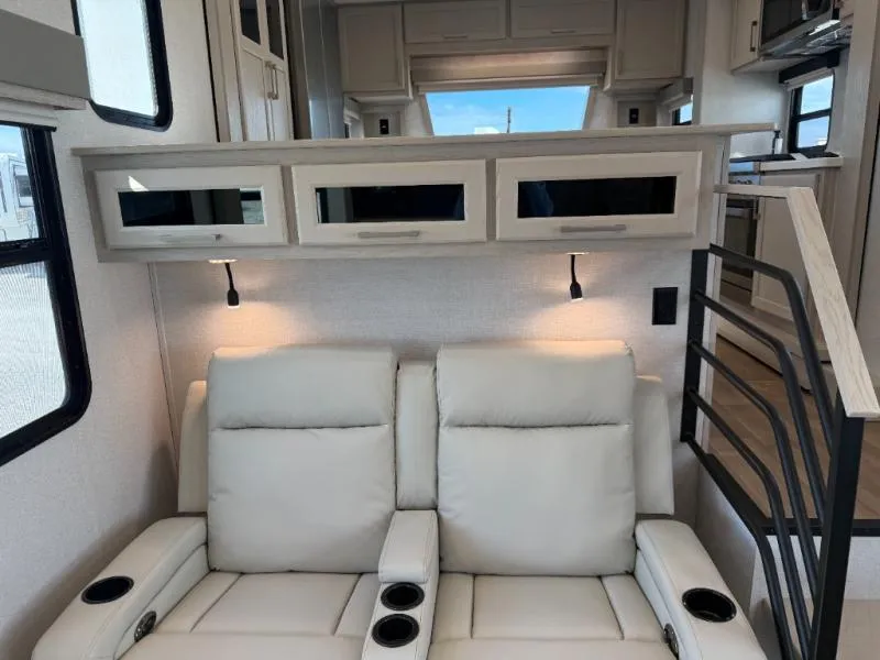 2026 Palomino Puma Mesa 388FKH - Photo 3