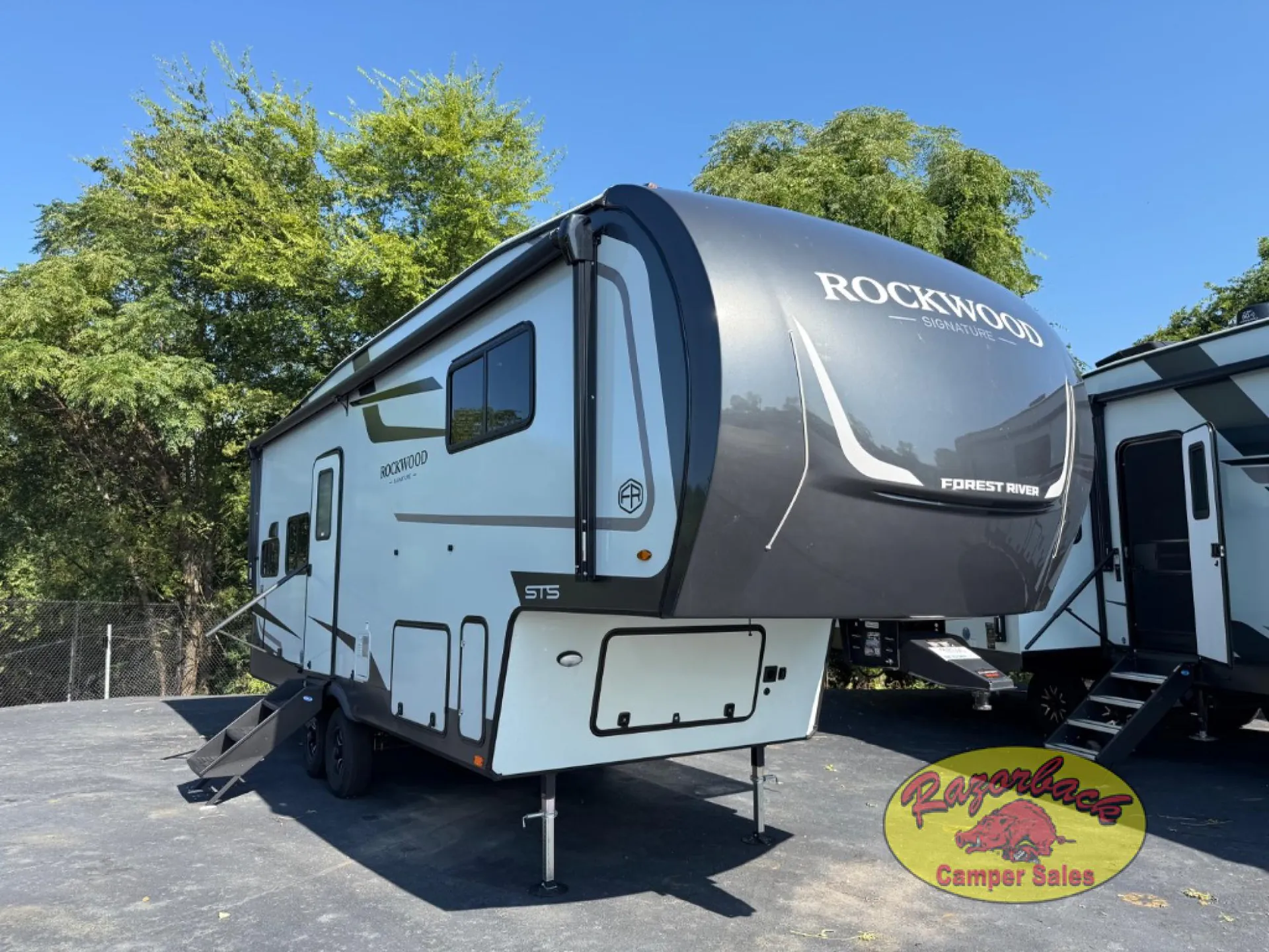 2027 Forest River Rockwood Signature 281SRK - Photo 2