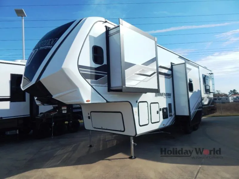 2026 Grand Design Momentum G-Class 320G - Photo 4