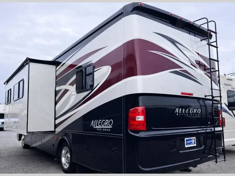 2014 Tiffin Motorhomes Allegro Used    31 SA - Photo 3