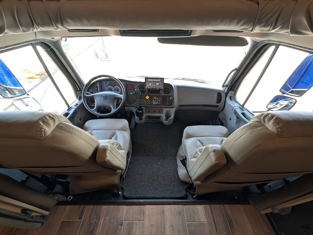2023 Entegra Coach Accolade 37K, Photos photo 15