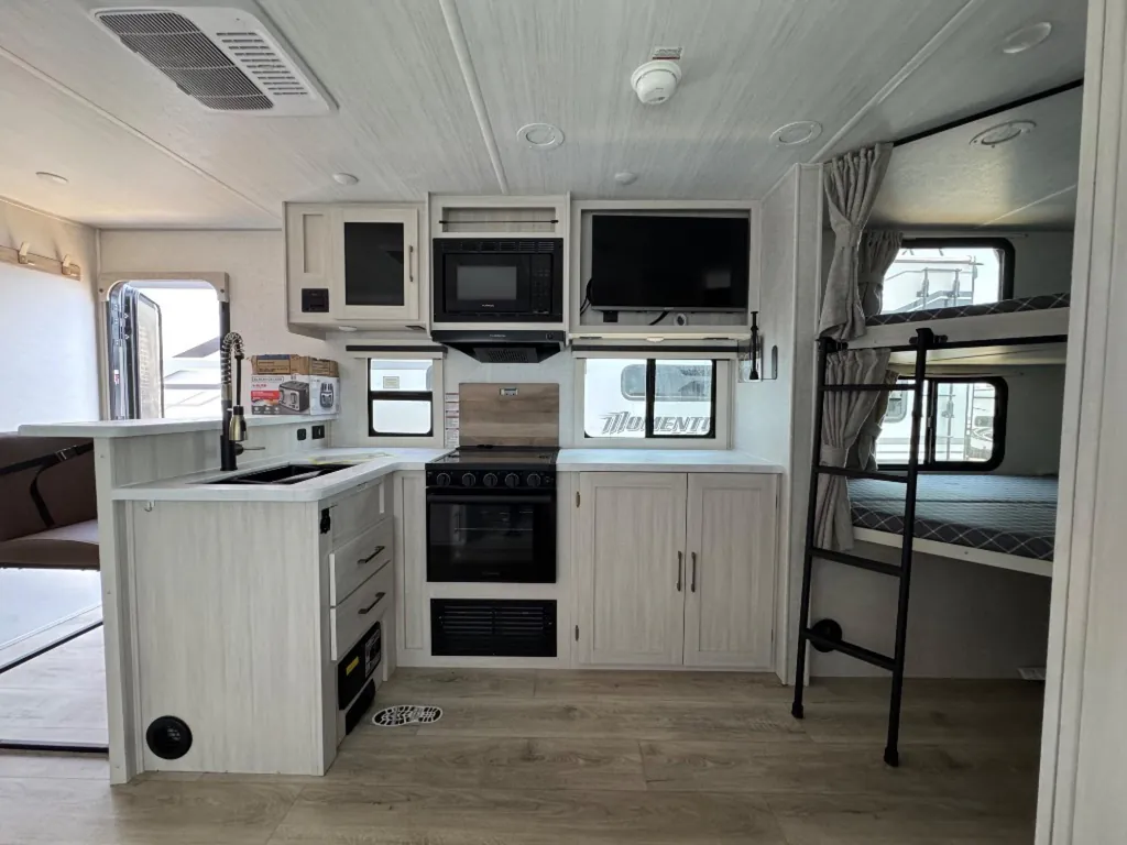 2025 Forest River Surveyor Legend 260BHLE, Photos photo 12