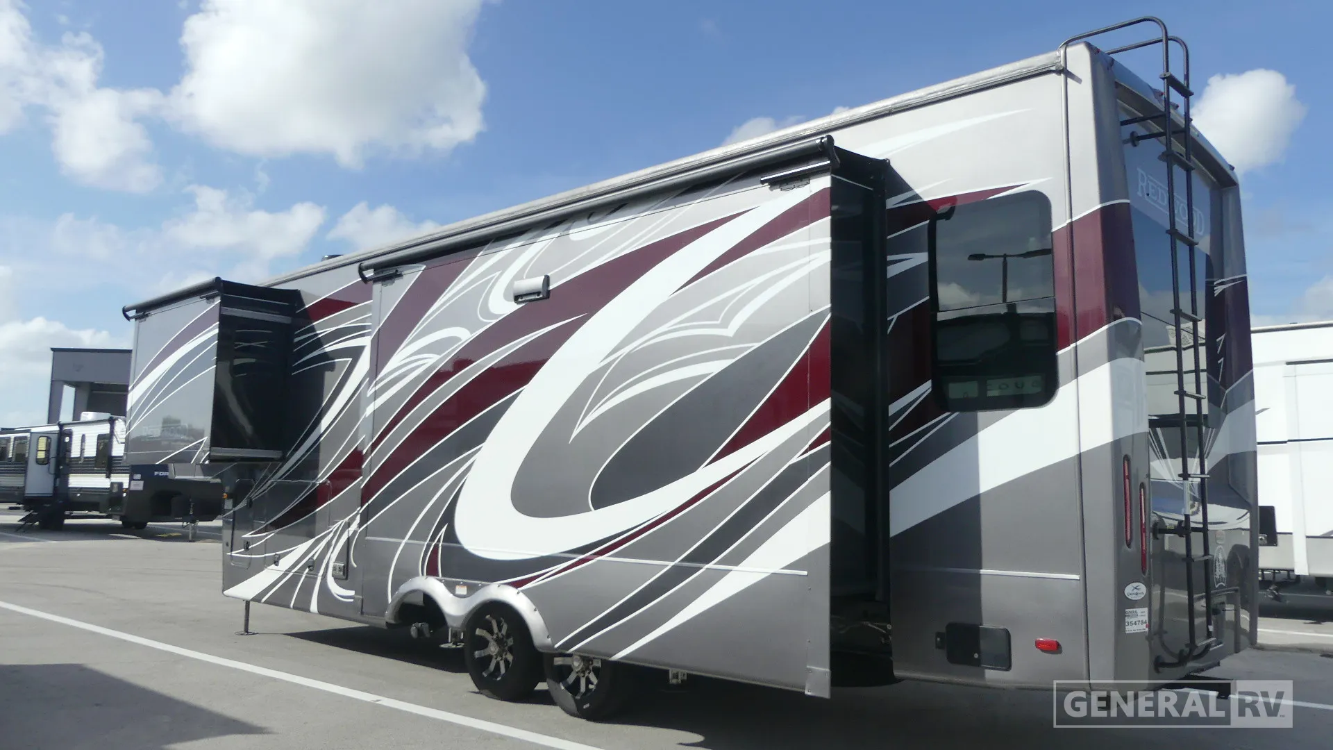 2023 Crossroads RV Redwood 3401RL - Photo 4