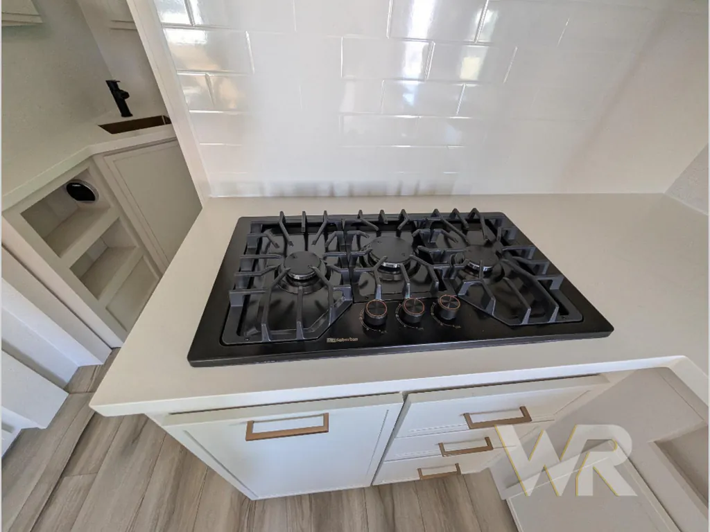 2027 Brinkley Model I 290, Photos photo 21