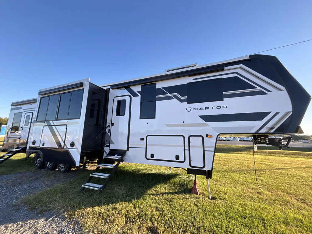 2026 Keystone Raptor 415, Photos photo 4