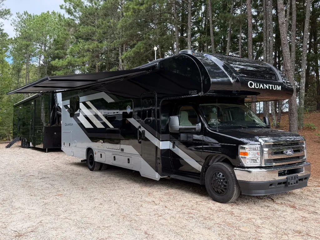 2027 Thor Motor Coach Quantum HS31, Photos photo 59