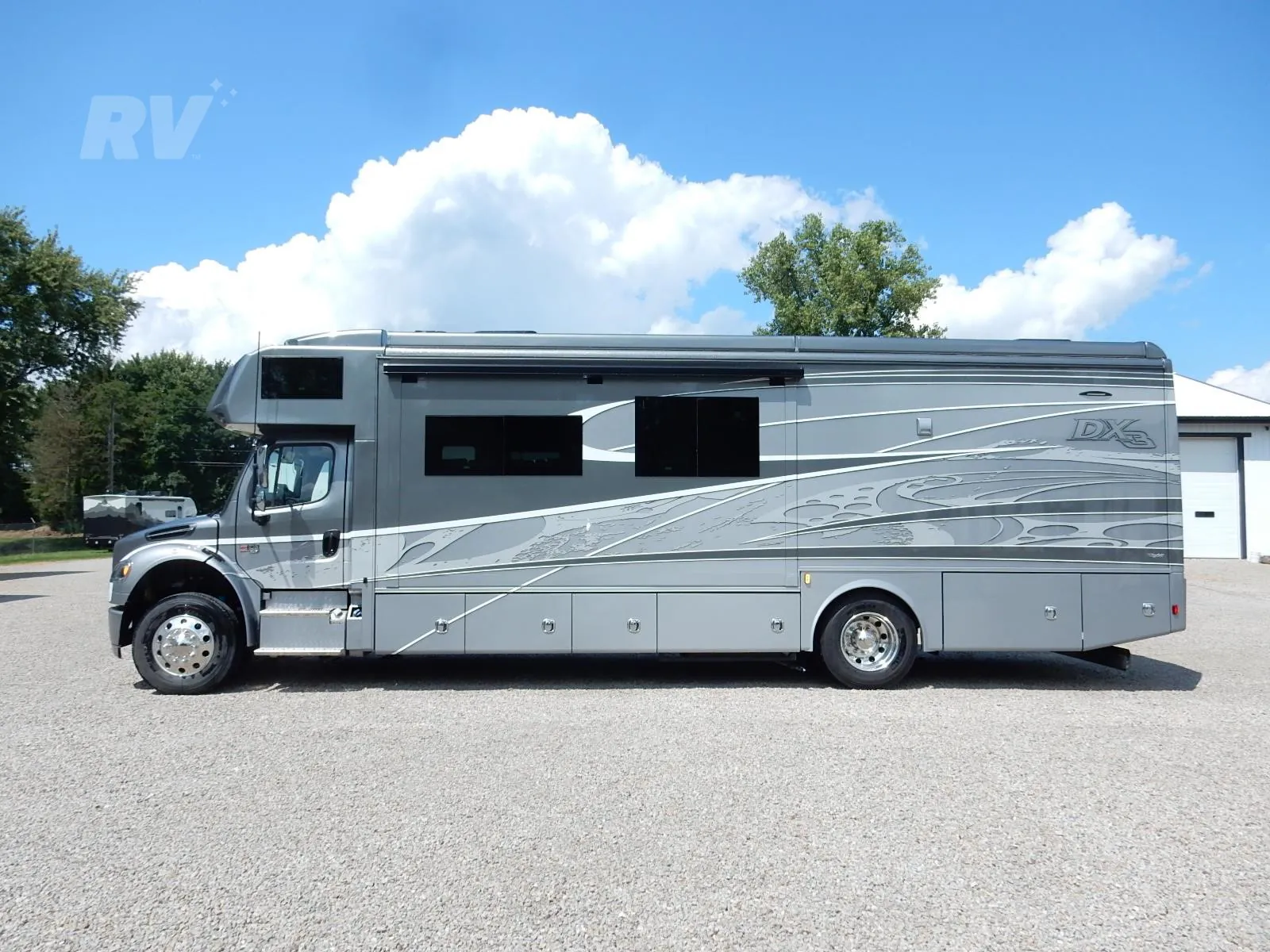 2027 Dynamax Corp DX3 34KD dealer photo 1 from Performance RV Sales