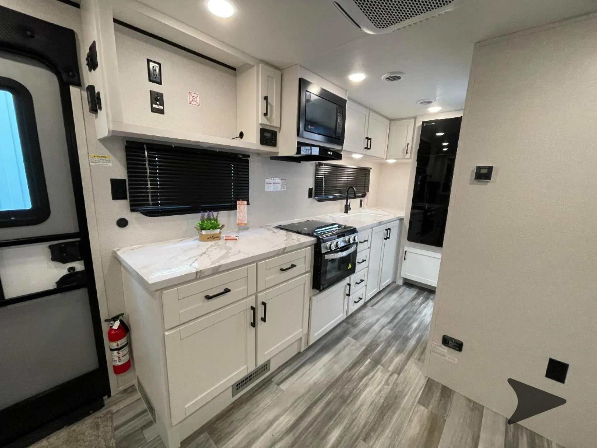 2026 Jayco Jay Flight SLX 200MKS - Photo 4