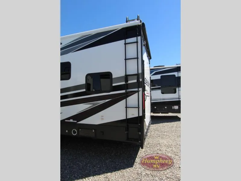 2025 Jayco Seismic 395 - Photo 4