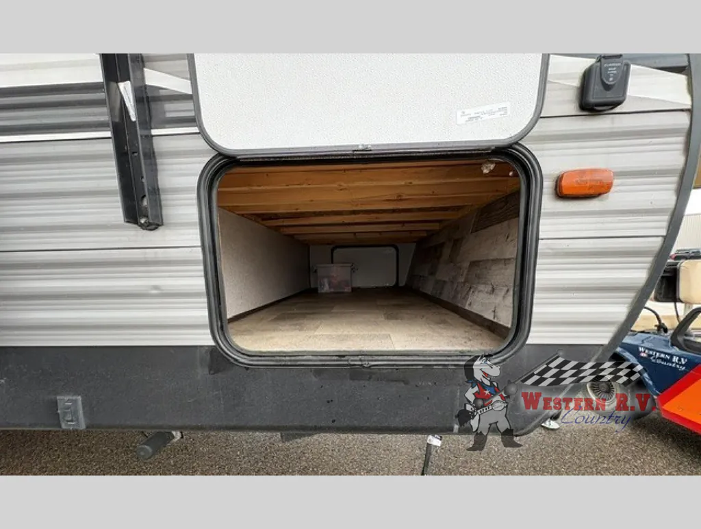 2020 Dutchmen Coleman Lantern 263BH, Photos photo 9