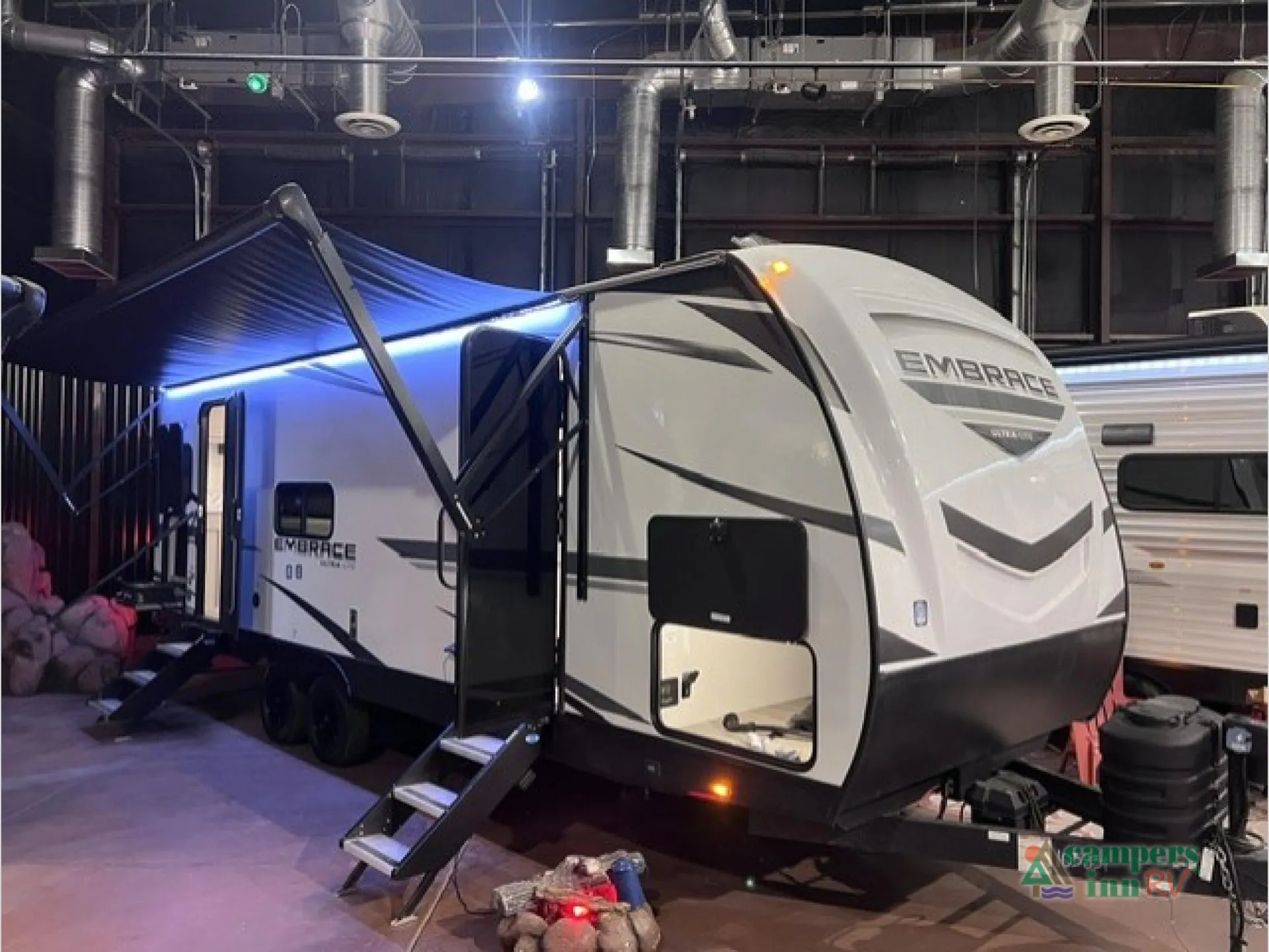 2026 Cruiser RV Embrace EL26RKS - Photo 3