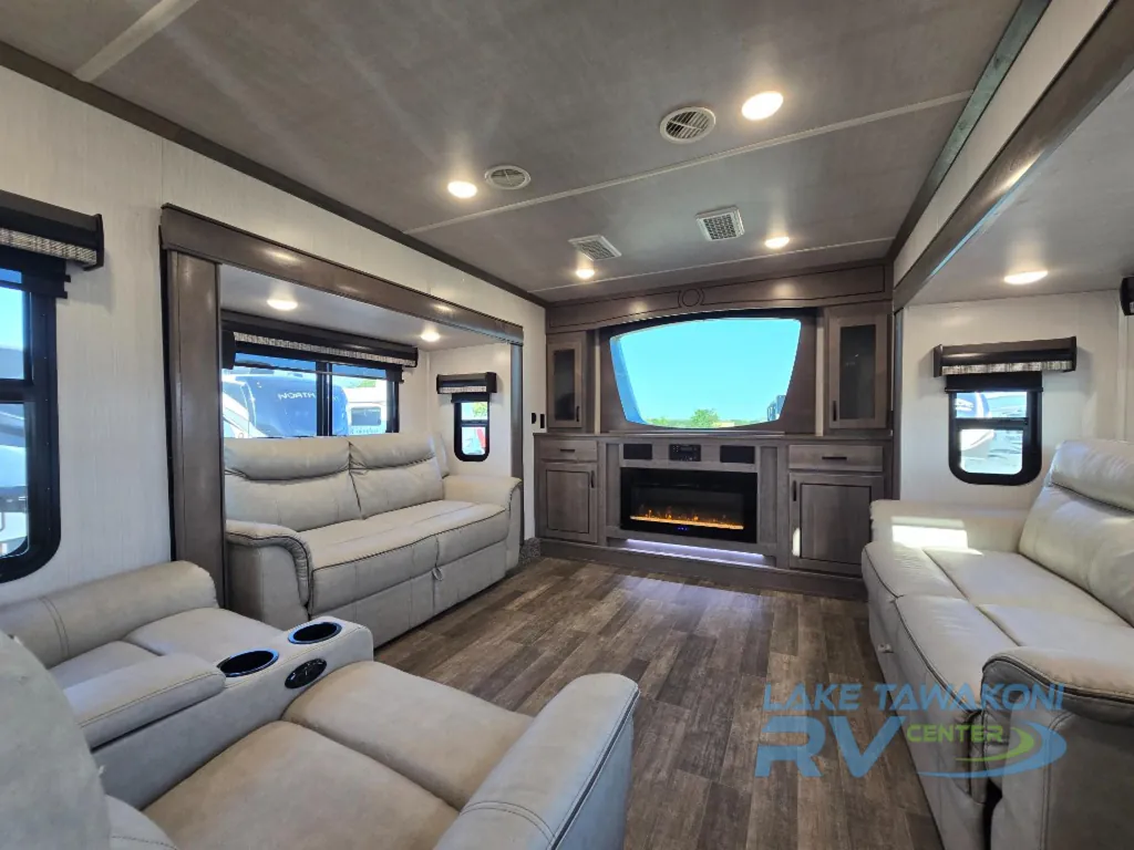2021 Forest River Cedar Creek 385TH, Photos photo 6