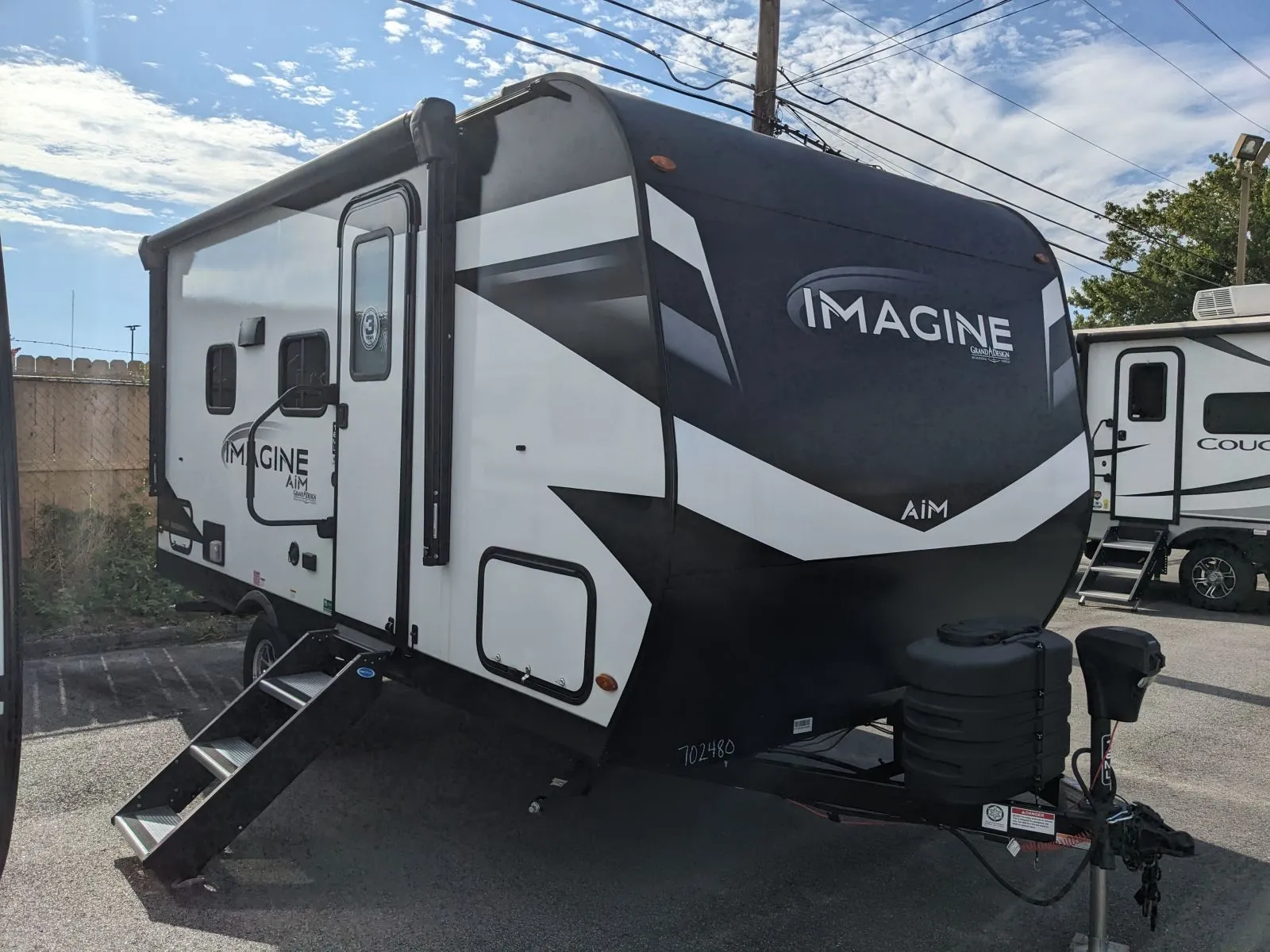 2024 Grand Design Imagine AIM 16ML - Photo 2