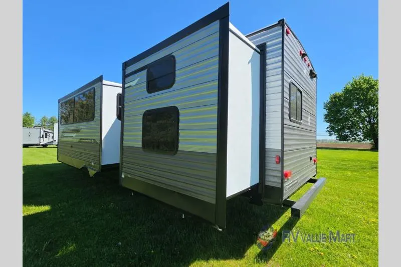 2026 Coachmen Catalina Legacy Edition 323BHDSCK - Photo 4